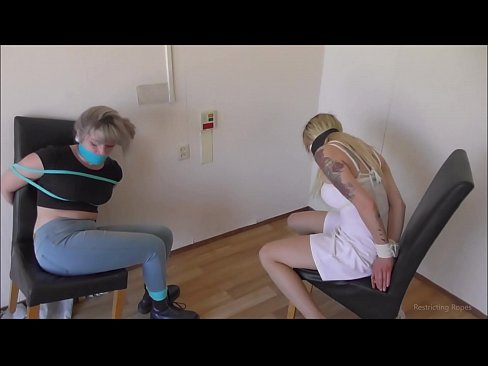❤️ Süchtig / gefesselt und geknebelt / Jungfrau in Nöten ❌ Fuck video bei uns de.porn-mate.ru ❌️